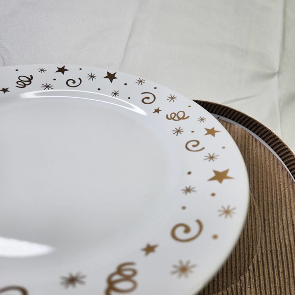 The Pampered Chef White Gold Celebration Party 8” Dessert Plates Set of 4 - Picture 6 of 12